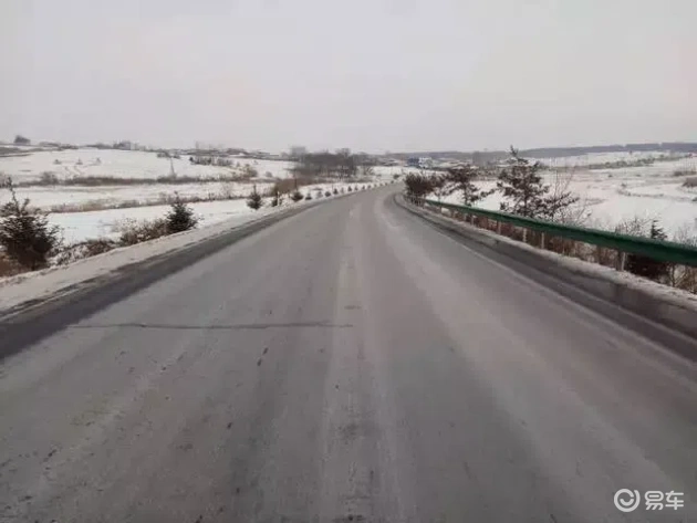 手动挡汽车弯道减速技巧_提前减速平稳入弯_湾岸4手动挡技巧